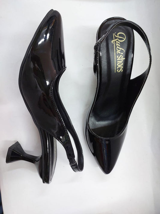 Escarpins slingback noir vernis – Élégance classique