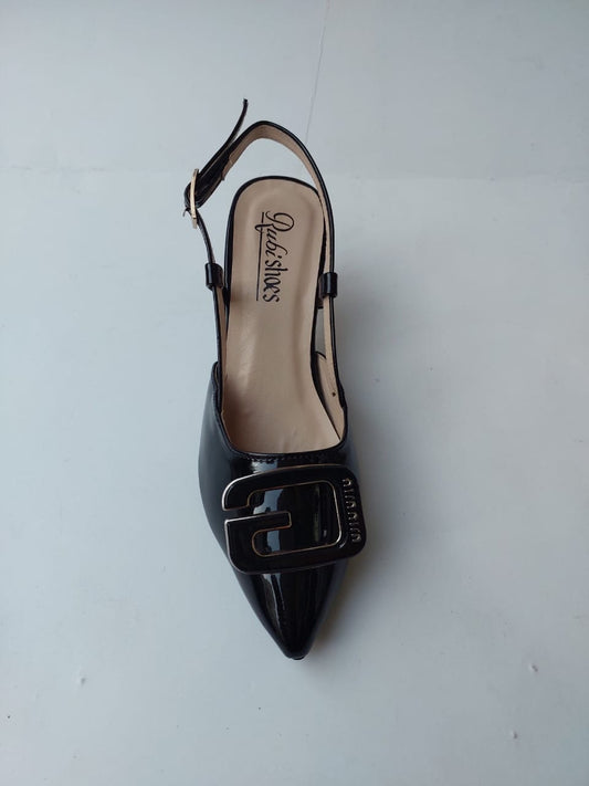 Slingback noir chic avec boucle carrée dorée – Confort & Élégance