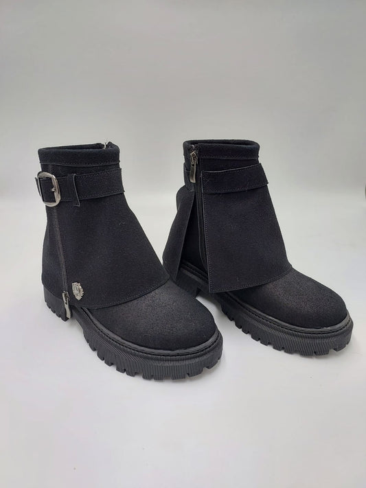 Bottines Lamira Noires à Rabat et Boucle Métallique – Style Urbain & Confort