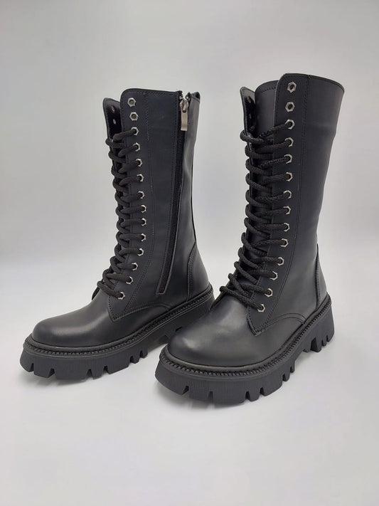 Bottes Lamira Noires à Lacets – Confort, Caractère & Élégance Urbaine