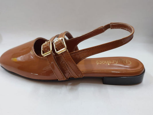 Sandales plates camel à brides doubles – Style chic et décontracté