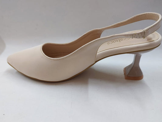 Escarpins slingback beige clair – Élégance et confort