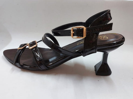 Sandales noires vernies à brides et boucles dorées – Élégance audacieuse & confort