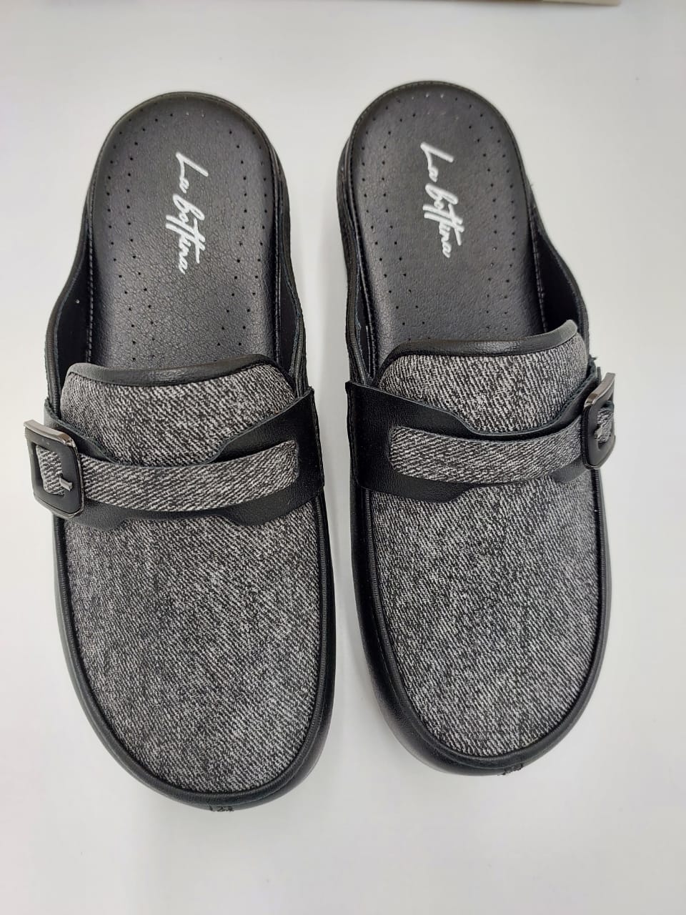 Mules Lamira – Confort moderne et style raffiné