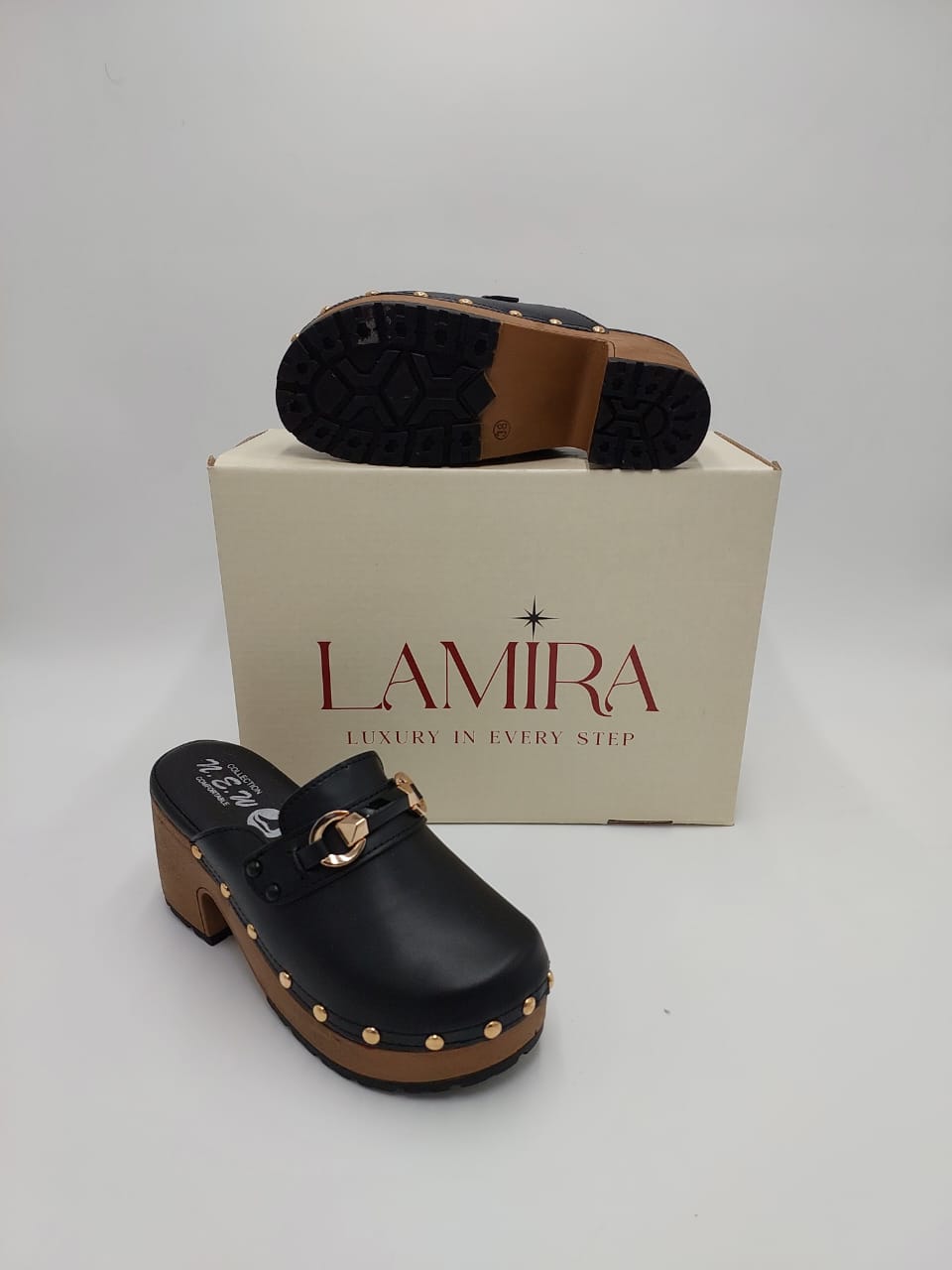 Sabots Lamira Noirs à Talon Bois – Élégance et Caractère Authentique